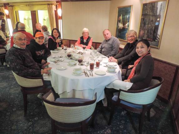 Hora do jantar no Sea Spirit, a caminho da Antártida